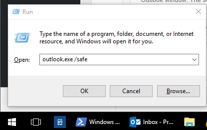Windows Run dialog with the outlook.exe /safe command entered