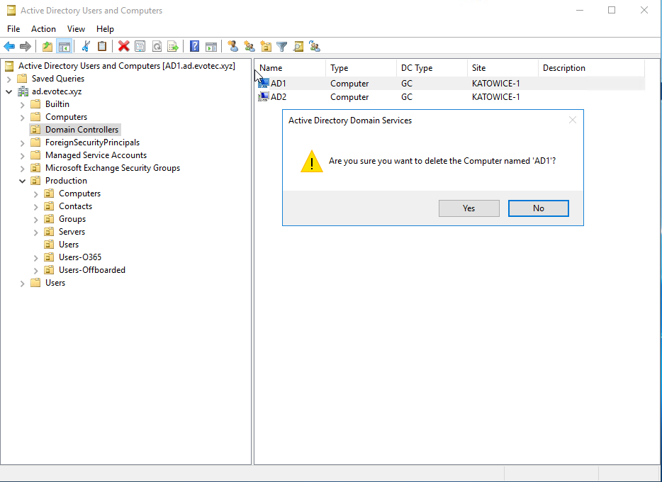 Active Directory Users and Computers with an old domain controller selected for removal